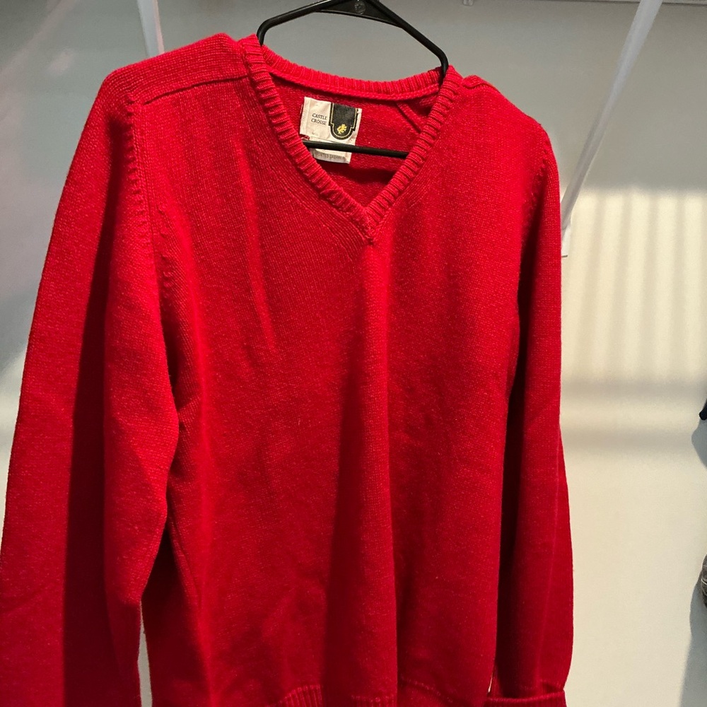 Vintage Jantzen Men's 100% Cashmere Red V-Neck Sweater.